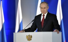 Путин предложил внести в Основной закон норму о МРОТ и индексацию пенсий
