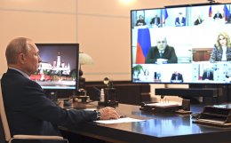 Путин: "Ситуация в целом в стране стабилизируется"