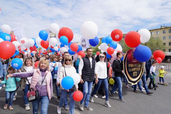 Волжане встретили Первомай