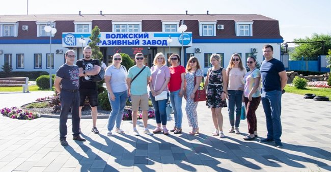 Работники Волжского абразивного завода стали донорами крови