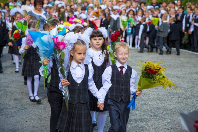 Волгоградские школы начнут учебный год очно