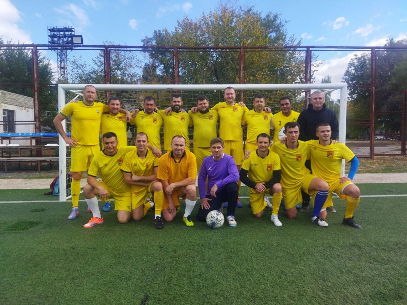 «Волга-Оптимист» ВТЗ побеждает в серебряной лиге чемпионата по футболу среди ветеранов