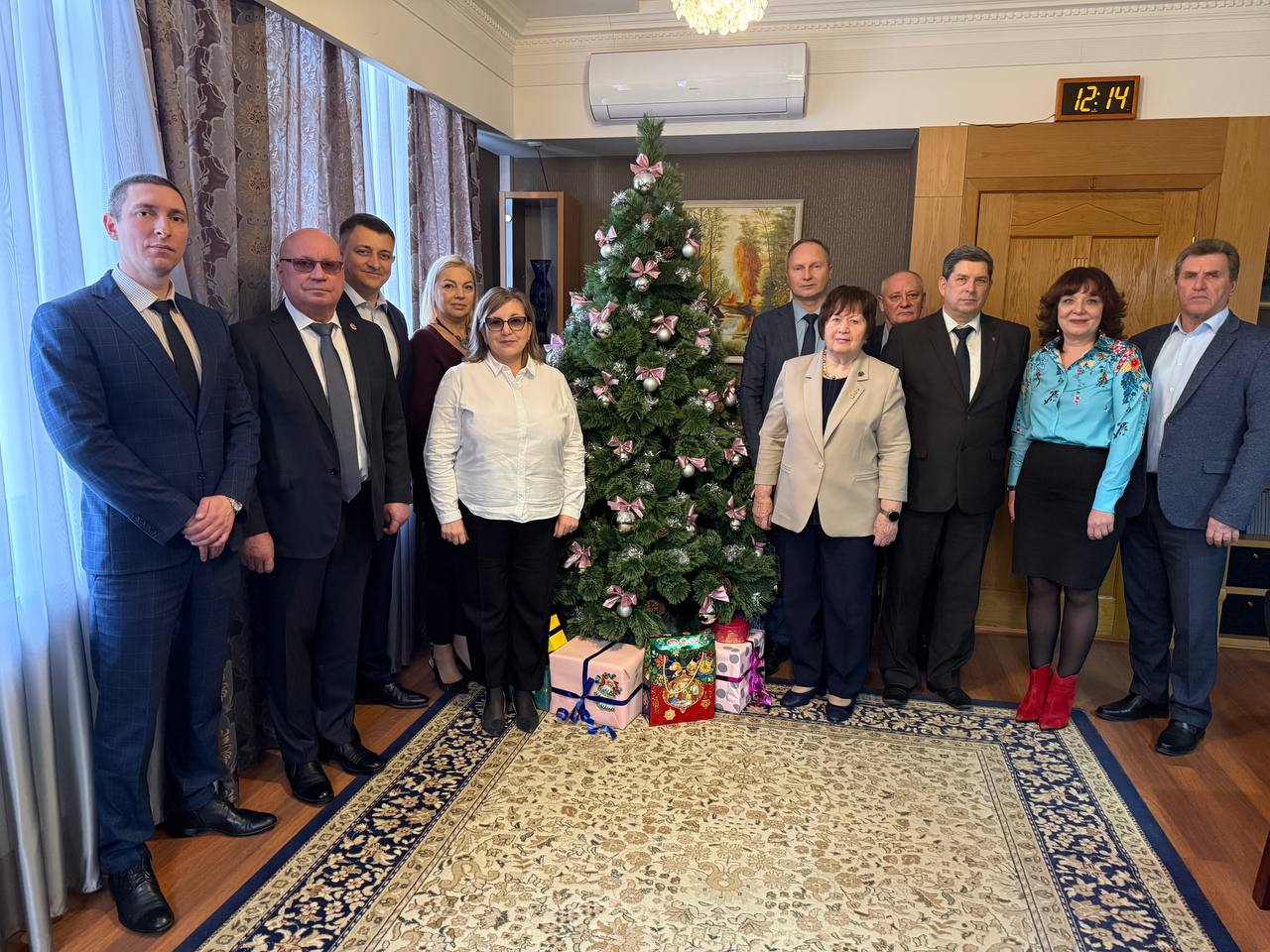 Профсоюзы Волгоградской области обсудили с депутатами Госдумы ключевые инициативы